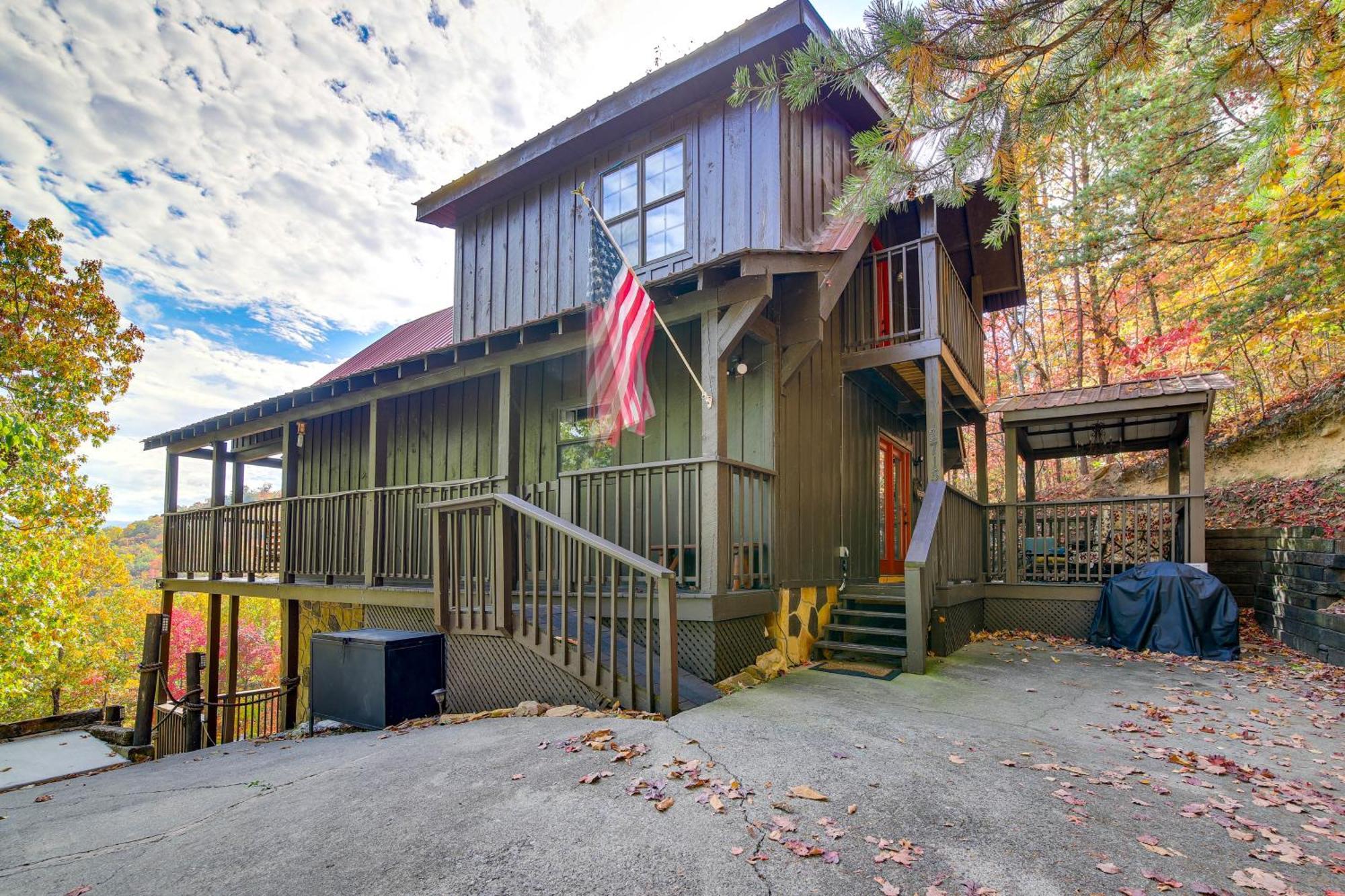 Above And Beyond Pigeon Forge Cabin With Prime Views! 외부 사진